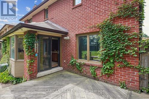 1331 Greenwood Crescent, Oakville, ON - Outdoor With Exterior