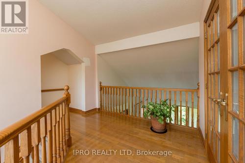 9132 Ninth Line, Halton Hills, ON - Indoor Photo Showing Other Room