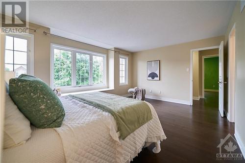 110 Cheyenne Way, Ottawa, ON - Indoor Photo Showing Bedroom