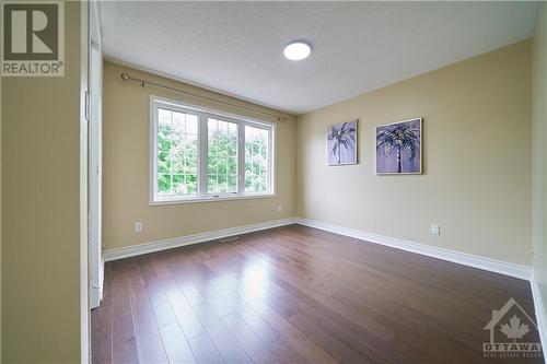 110 Cheyenne Way, Ottawa, ON - Indoor Photo Showing Other Room