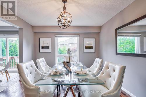 88 Fortissimo Drive, Hamilton, ON - Indoor Photo Showing Dining Room