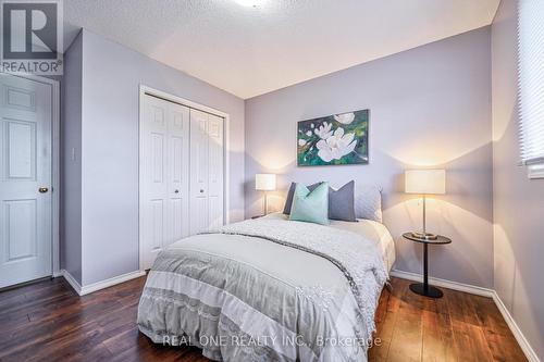 88 Fortissimo Drive, Hamilton, ON - Indoor Photo Showing Bedroom