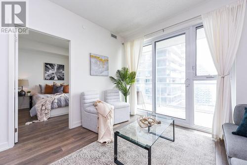 2902 - 15 Lower Jarvis Street, Toronto (Waterfront Communities), ON - Indoor Photo Showing Living Room