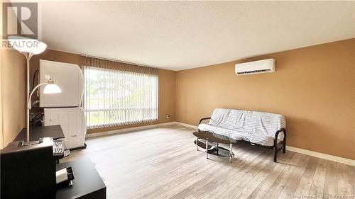 1235 Vanier, Bathurst, NB - Indoor