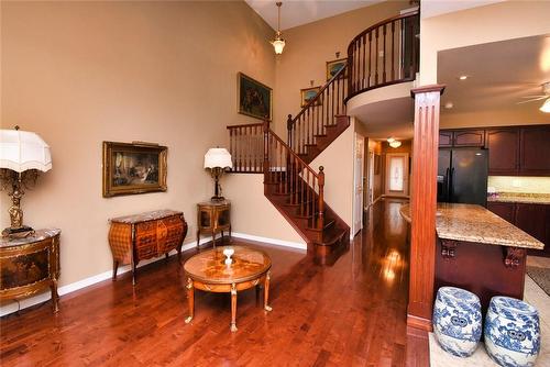 64 Gravenhurst Trail, Hamilton, ON - Indoor