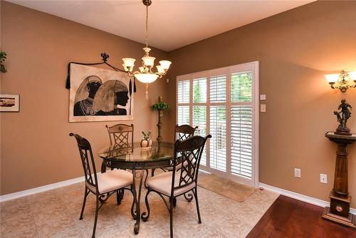 64 Gravenhurst Trail, Hamilton, ON - Indoor Photo Showing Dining Room