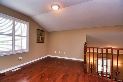 64 Gravenhurst Trail, Hamilton, ON - Indoor Photo Showing Other Room