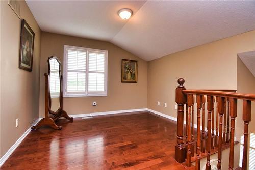 64 Gravenhurst Trail, Hamilton, ON - Indoor Photo Showing Other Room