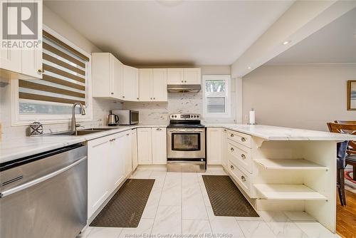 2391 Meldrum Road, Windsor, ON - Indoor Photo Showing Kitchen