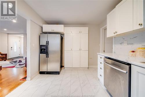 2391 Meldrum Road, Windsor, ON - Indoor Photo Showing Kitchen