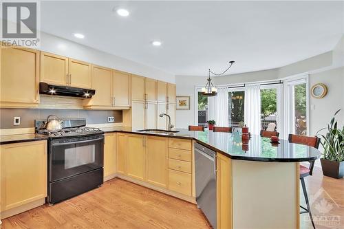 1035 Red Spruce Street, Ottawa, ON - Indoor Photo Showing Kitchen