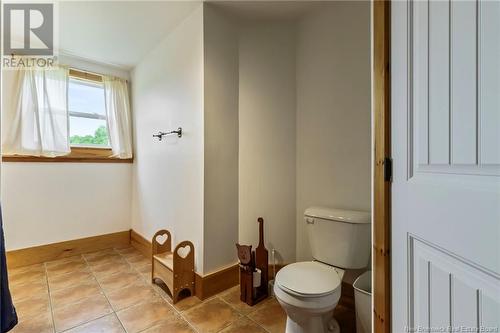 570 South Napan Road, Napan, NB - Indoor Photo Showing Bathroom