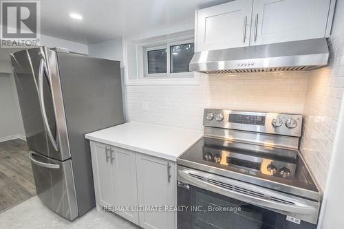 Bsmt - 404 Dovedale Drive, Whitby, ON - Indoor Photo Showing Kitchen