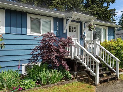 1240 Strathmore St, Nanaimo, BC 