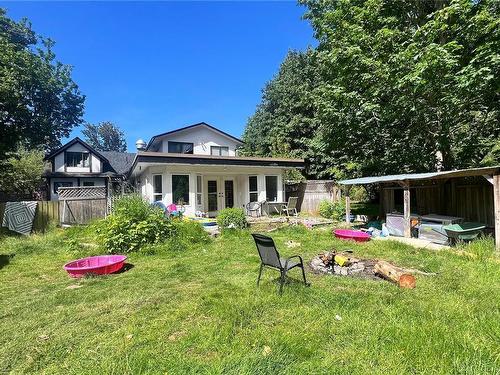 3336 Island Hwy West, Qualicum Beach, BC 