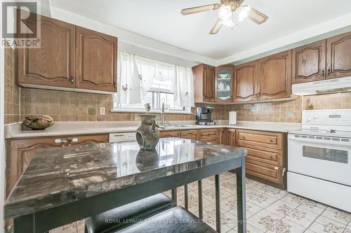 76 Lexington Avenue, Toronto, ON - Indoor Photo Showing Kitchen