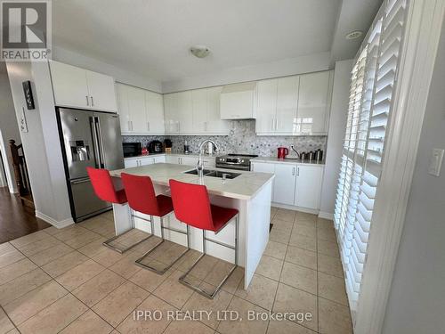 101 Inspire Boulevard, Brampton, ON - Indoor Photo Showing Kitchen With Double Sink