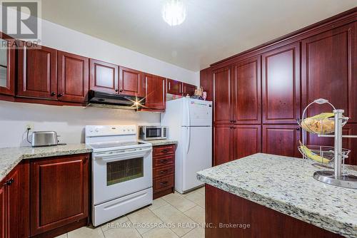 Ph06 - 234 Albion Road, Toronto (Elms-Old Rexdale), ON - Indoor Photo Showing Kitchen With Double Sink