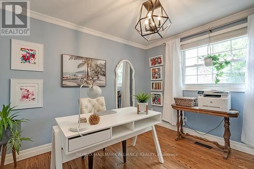 565 Patricia Drive, Oakville, ON - Indoor Photo Showing Dining Room