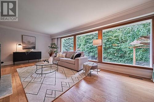 27 Mcnab Boulevard, Toronto (Cliffcrest), ON - Indoor Photo Showing Living Room