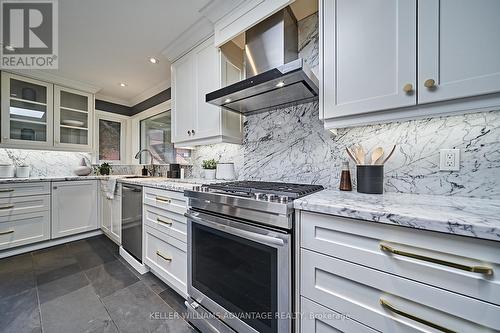 27 Mcnab Boulevard, Toronto (Cliffcrest), ON - Indoor Photo Showing Kitchen With Upgraded Kitchen