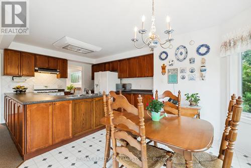 22 Lamont Creek Drive S, Wasaga Beach, ON - Indoor Photo Showing Dining Room