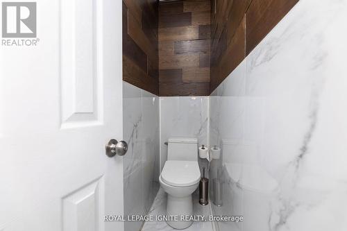 3421 Fellmore Drive, Mississauga (Erindale), ON - Indoor Photo Showing Bathroom