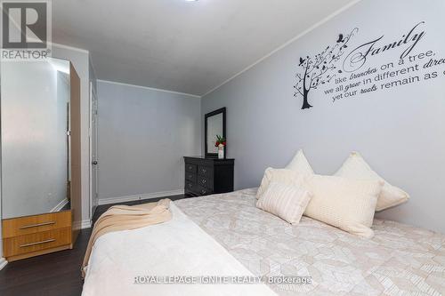 3421 Fellmore Drive, Mississauga (Erindale), ON - Indoor Photo Showing Bedroom