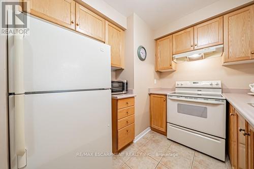 27 - 50 Rice Avenue, Hamilton (Mountview), ON - Indoor Photo Showing Kitchen