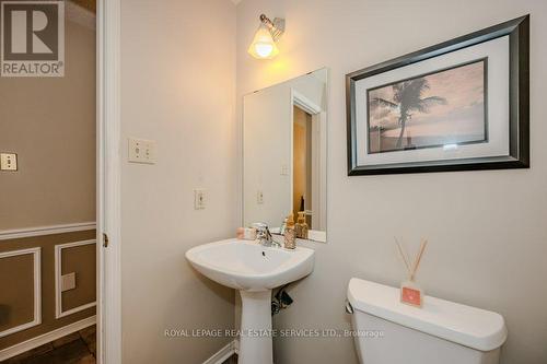 1388 Stonecutter Drive, Oakville, ON - Indoor Photo Showing Bathroom