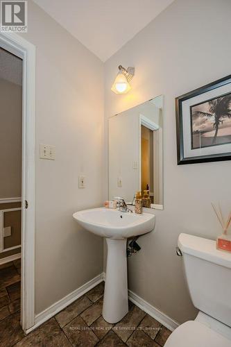 1388 Stonecutter Drive, Oakville, ON - Indoor Photo Showing Bathroom