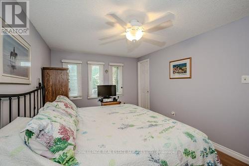 1388 Stonecutter Drive, Oakville, ON - Indoor Photo Showing Bedroom