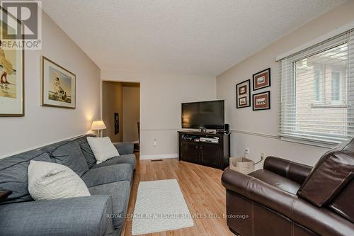 1388 Stonecutter Drive, Oakville, ON - Indoor Photo Showing Living Room