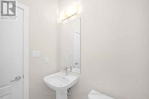 15 Aviron Crescent, Welland, ON - Indoor Photo Showing Bathroom