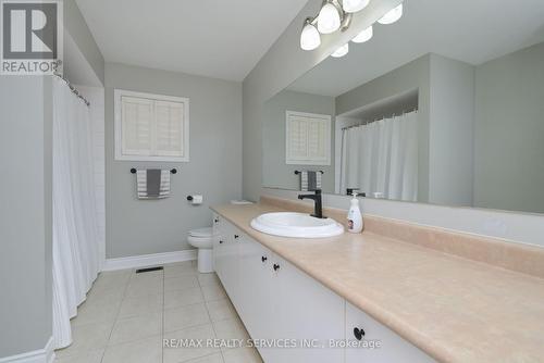 10 Livingston Drive, Caledon, ON - Indoor Photo Showing Bathroom