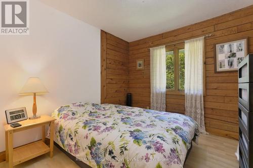 8714 Wellington Road 109, Wellington North, ON - Indoor Photo Showing Bedroom