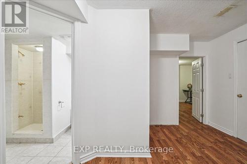 160 Sonoma Boulevard, Vaughan (Sonoma Heights), ON - Indoor