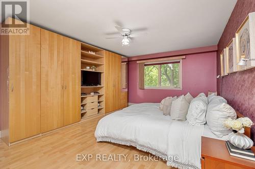 981 Valdese Drive, Mississauga (Erindale), ON - Indoor Photo Showing Bedroom