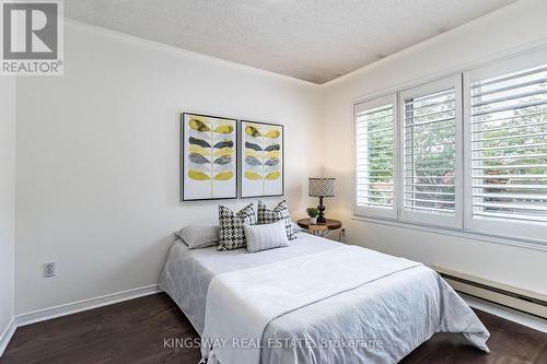 2050 Oak Bliss Crescent, Oakville, ON - Indoor Photo Showing Bedroom