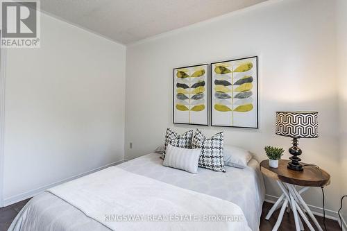 2050 Oak Bliss Crescent, Oakville, ON - Indoor Photo Showing Bedroom