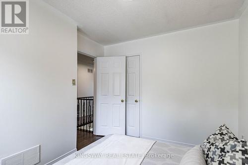 2050 Oak Bliss Crescent, Oakville (West Oak Trails), ON - Indoor Photo Showing Bedroom