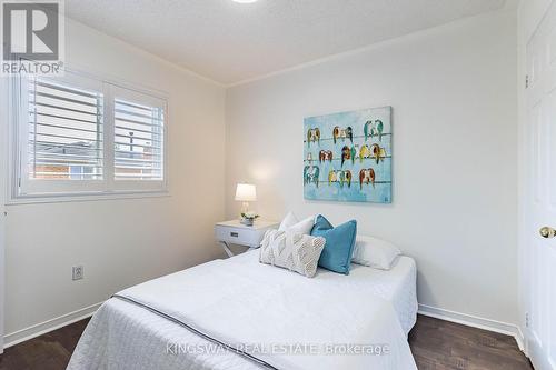 2050 Oak Bliss Crescent, Oakville, ON - Indoor Photo Showing Bedroom