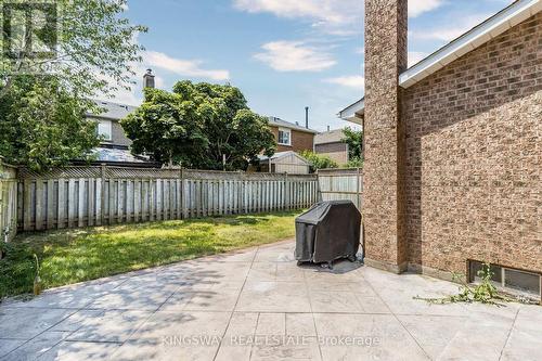 2050 Oak Bliss Crescent, Oakville (West Oak Trails), ON - Outdoor