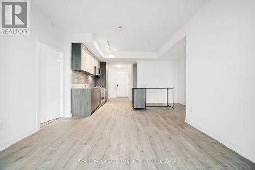 1306 - 220 Missinnihe Way, Mississauga, ON - Indoor