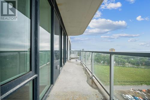 1306 - 220 Missinnihe Way, Mississauga, ON - Outdoor With View With Exterior