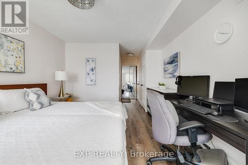 1107 - 4470 Tucana Court, Mississauga, ON - Indoor Photo Showing Bedroom