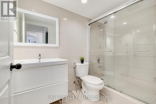 1107 - 4470 Tucana Court, Mississauga, ON - Indoor Photo Showing Bathroom