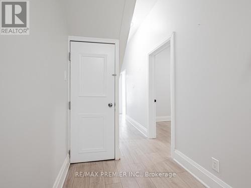 102 Bellevue Avenue, Toronto (Kensington-Chinatown), ON - Indoor Photo Showing Other Room