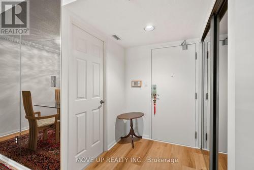 211 - 5444 Yonge Street, Toronto (Willowdale West), ON - Indoor Photo Showing Other Room