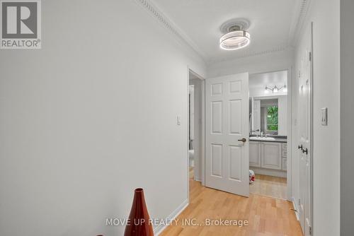 211 - 5444 Yonge Street, Toronto (Willowdale West), ON - Indoor Photo Showing Other Room